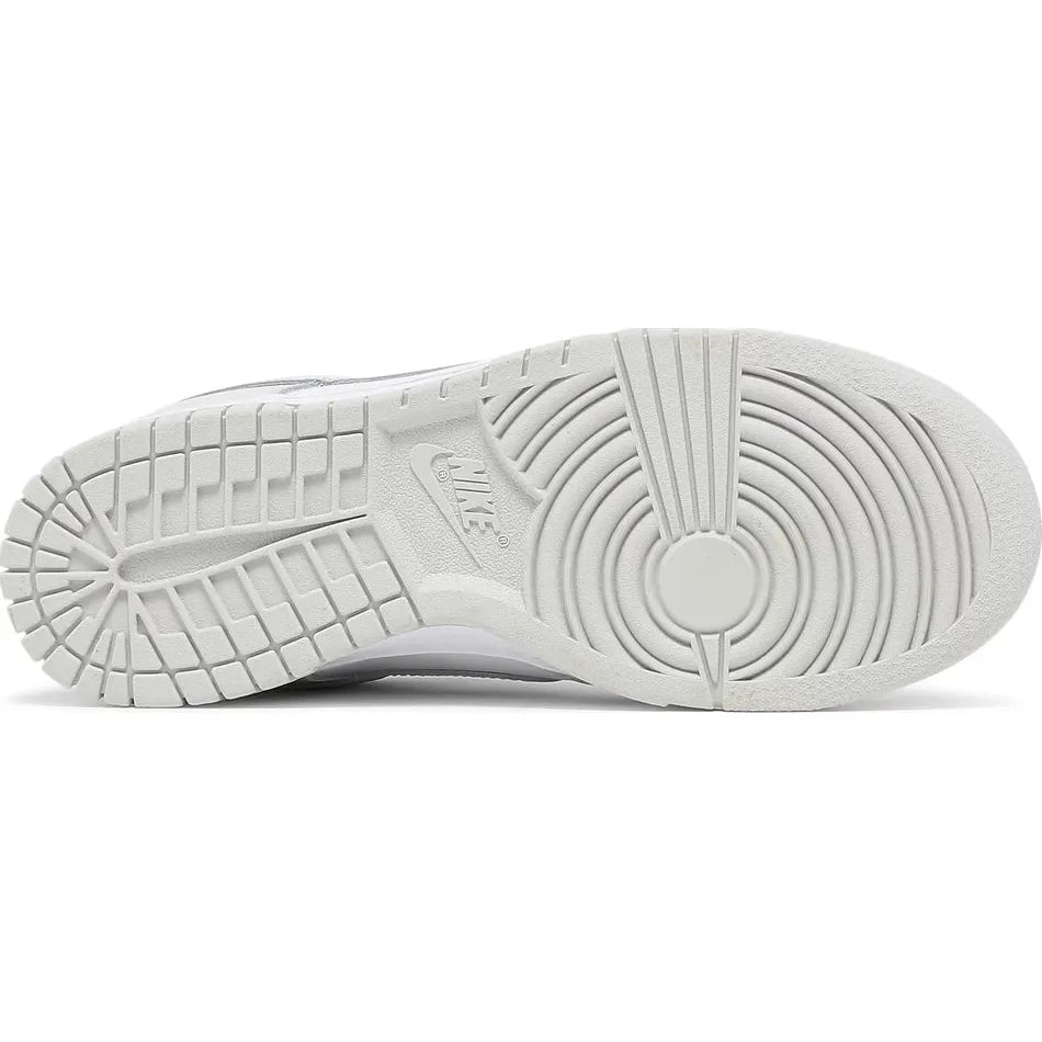 Nike Dunk Low - Photon Dust (W)