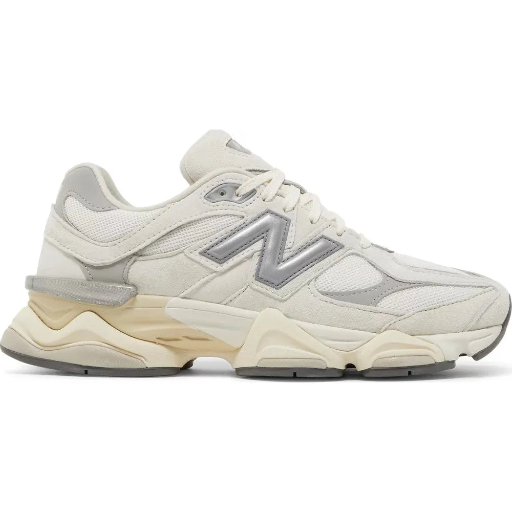 
                      
                        New Balance 9060 - Sea Salt White
                      
                    