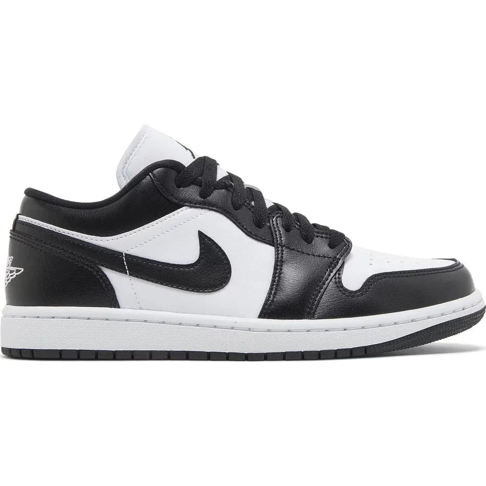 
                      
                        Air Jordan 1 Low - Panda (W)
                      
                    