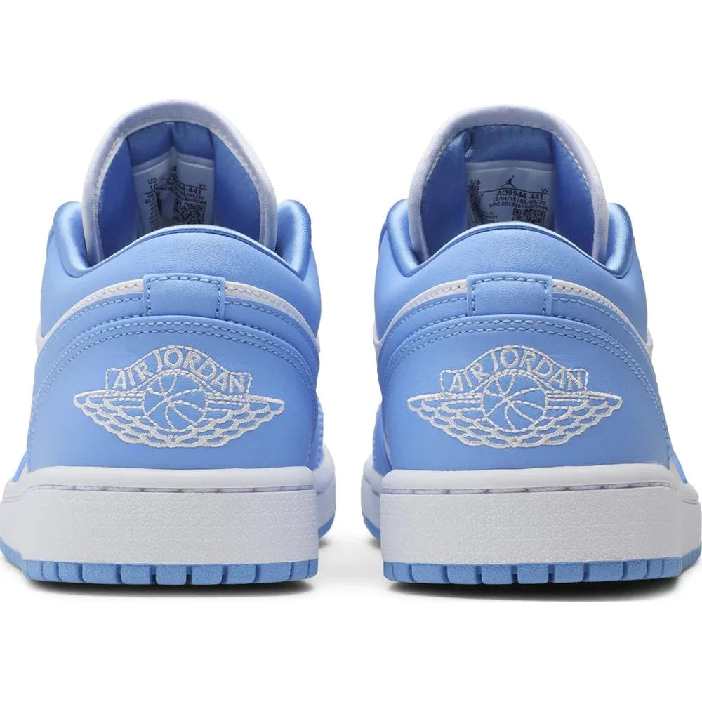 
                      
                        Air Jordan 1 Low - UNC (W)
                      
                    