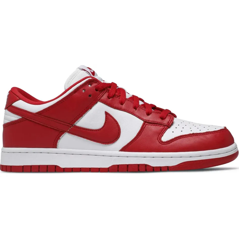 
                      
                        Nike Dunk Low SP - St. John's
                      
                    