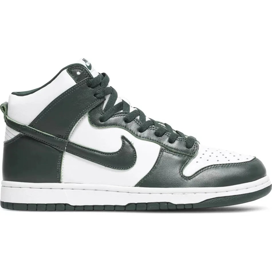 
                      
                        Nike Dunk High - Spartan
                      
                    