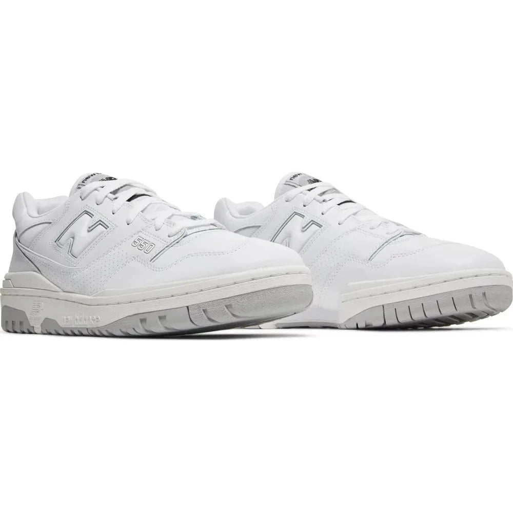 
                      
                        New Balance 550 - White Grey
                      
                    