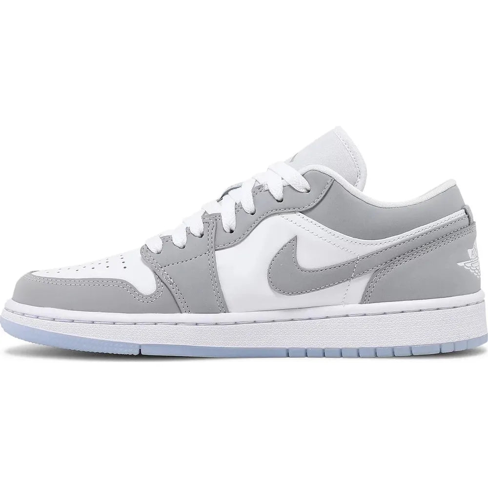 
                      
                        Air Jordan 1 Low - Wolf Grey (W)
                      
                    