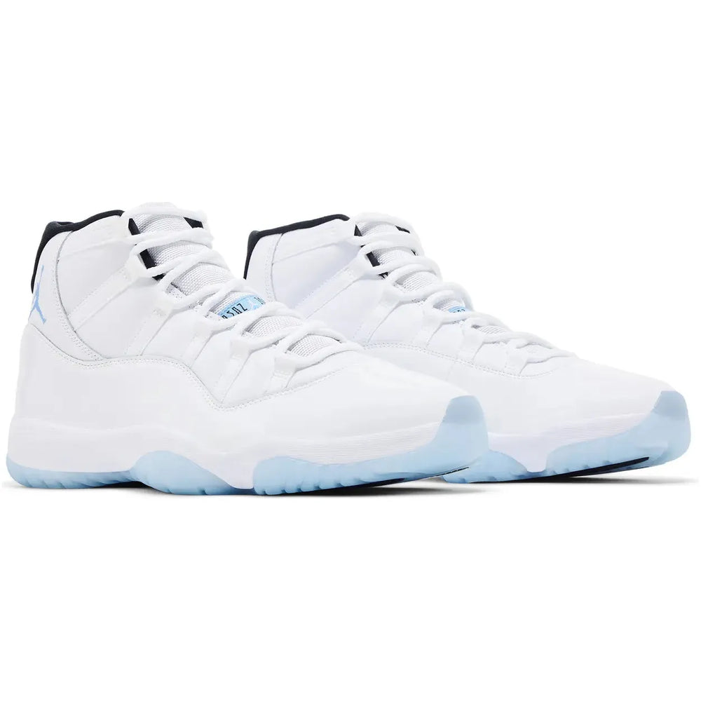 
                      
                        Air Jordan 11 Retro - Legend Blue (2024)
                      
                    