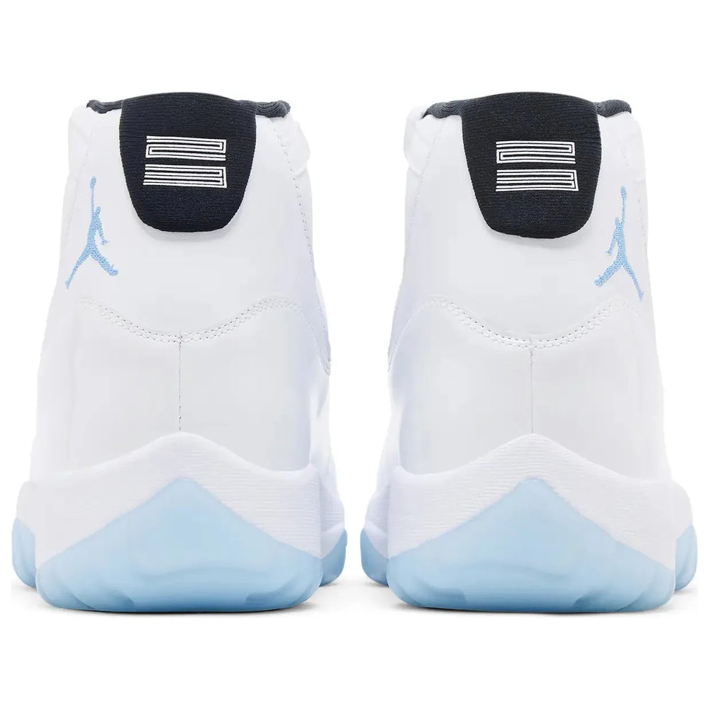 
                      
                        Air Jordan 11 Retro - Legend Blue (2024)
                      
                    